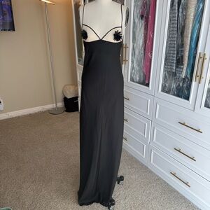 Selezza Eleanor Maxi Dress Elegant Black Evening Gown with Floral Accents